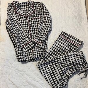 Kim Rogers Black and White Houndstooth Top